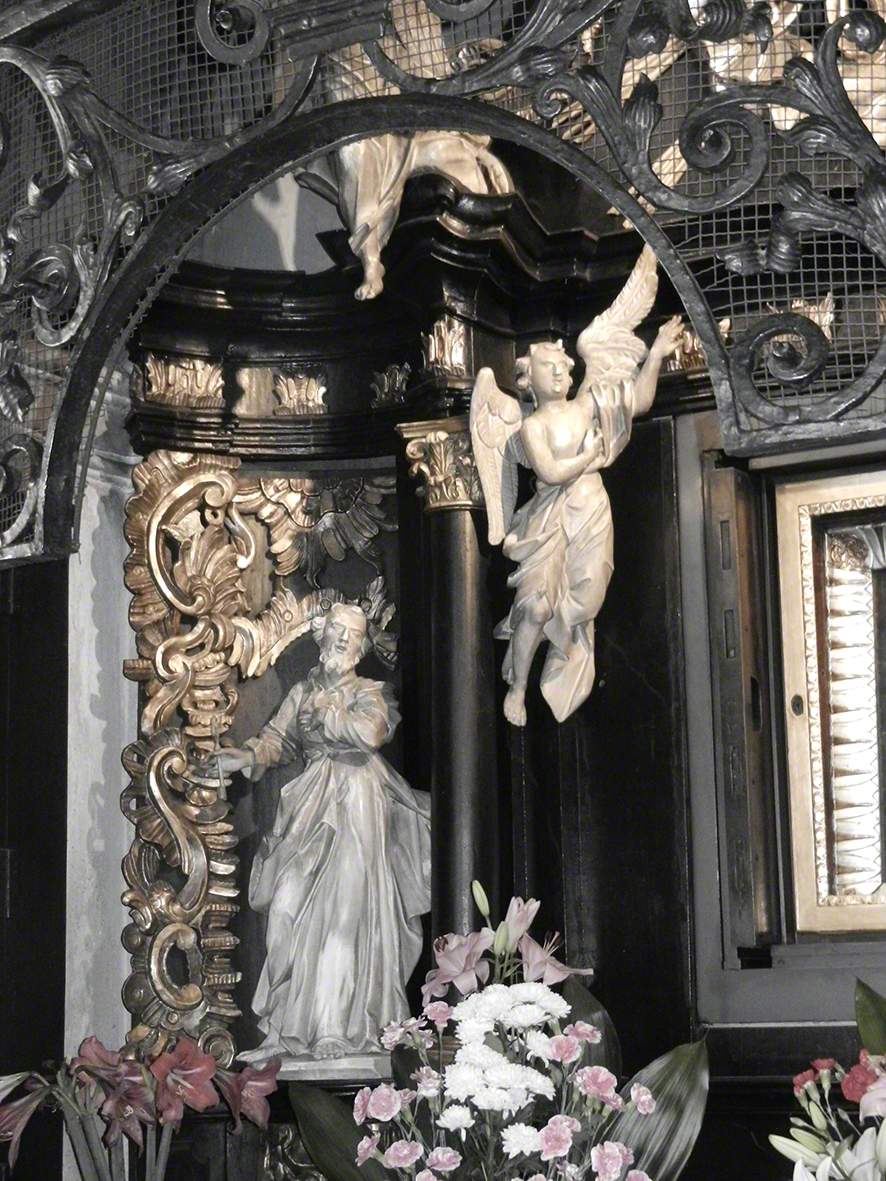 Steinernes Tor, Muttergotteskapelle
